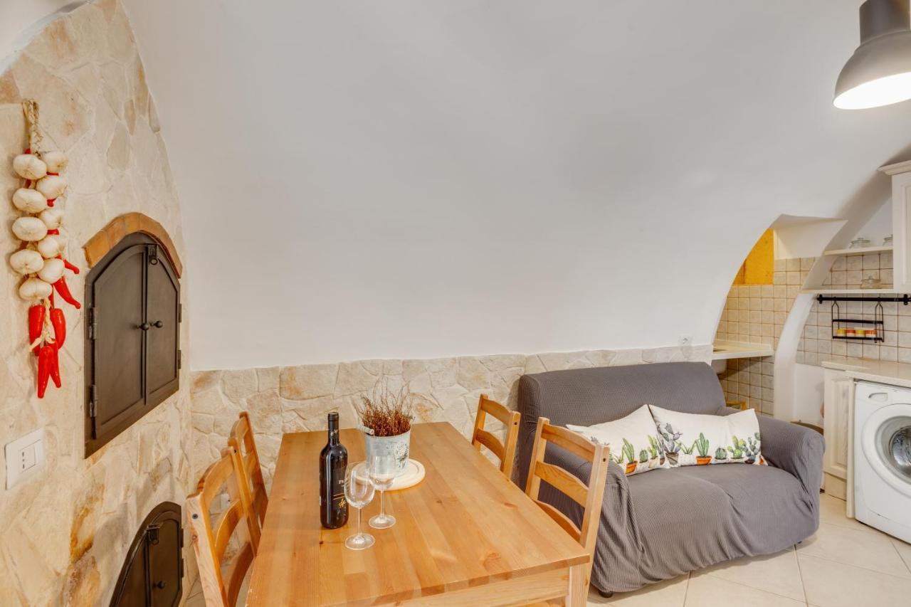 La Chicca Historic Center Beautiful Flat Monopoli Exterior foto