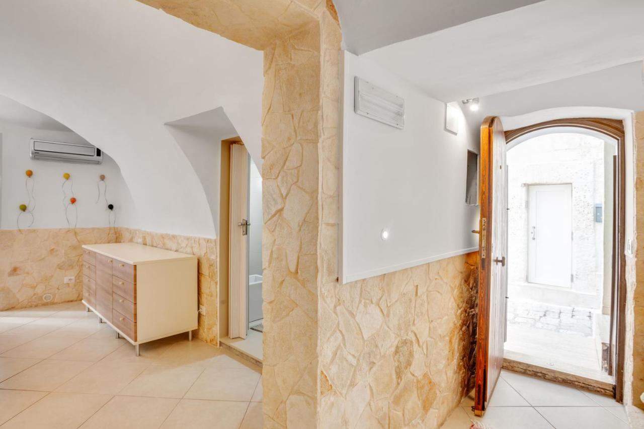 La Chicca Historic Center Beautiful Flat Monopoli Exterior foto