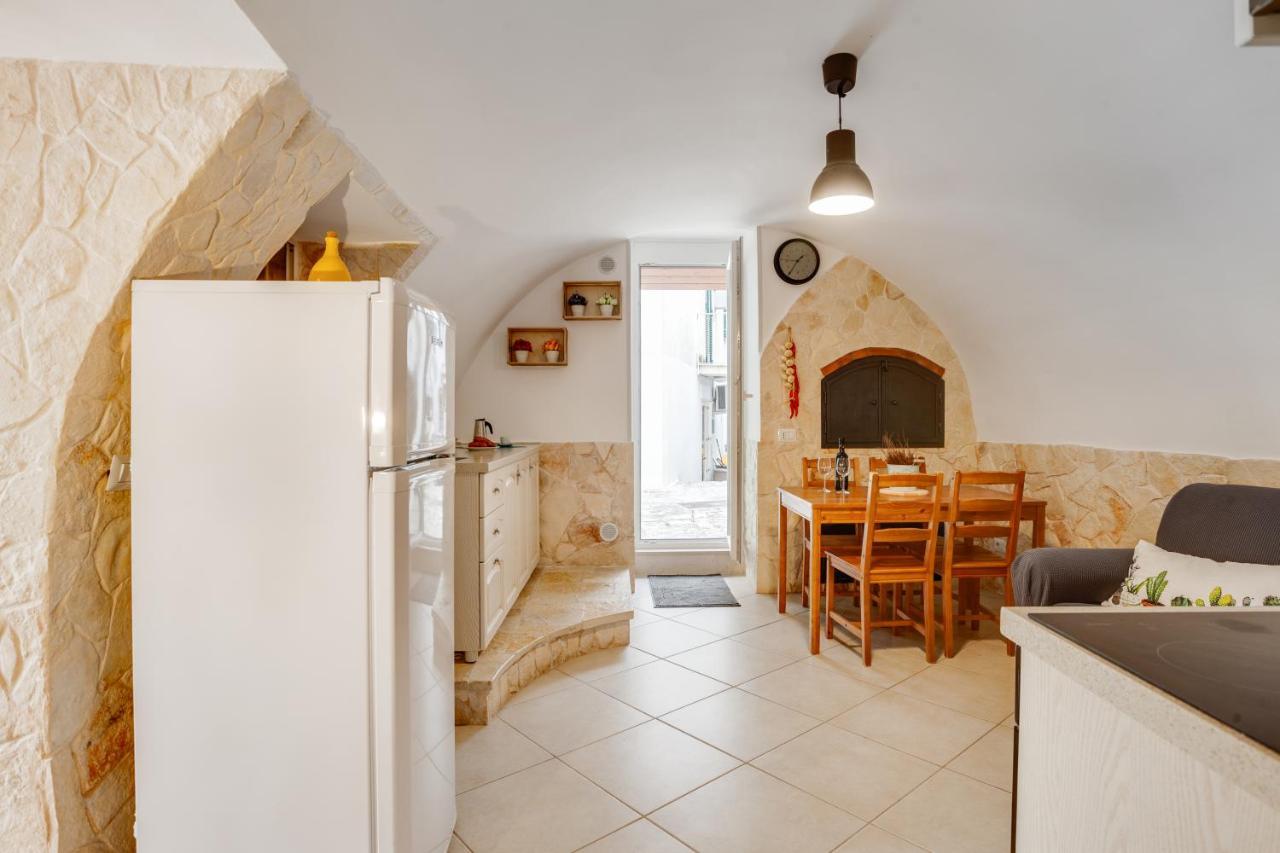 La Chicca Historic Center Beautiful Flat Monopoli Exterior foto