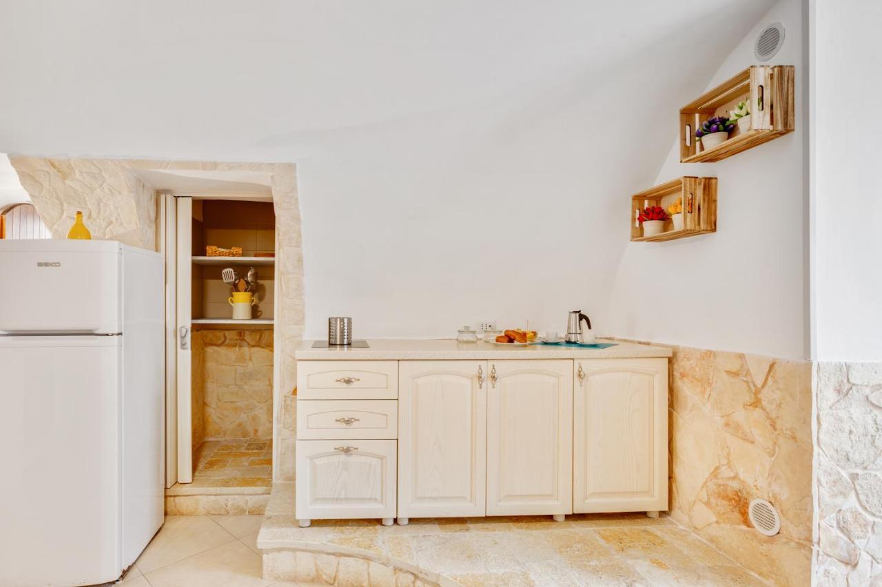 La Chicca Historic Center Beautiful Flat Monopoli Exterior foto