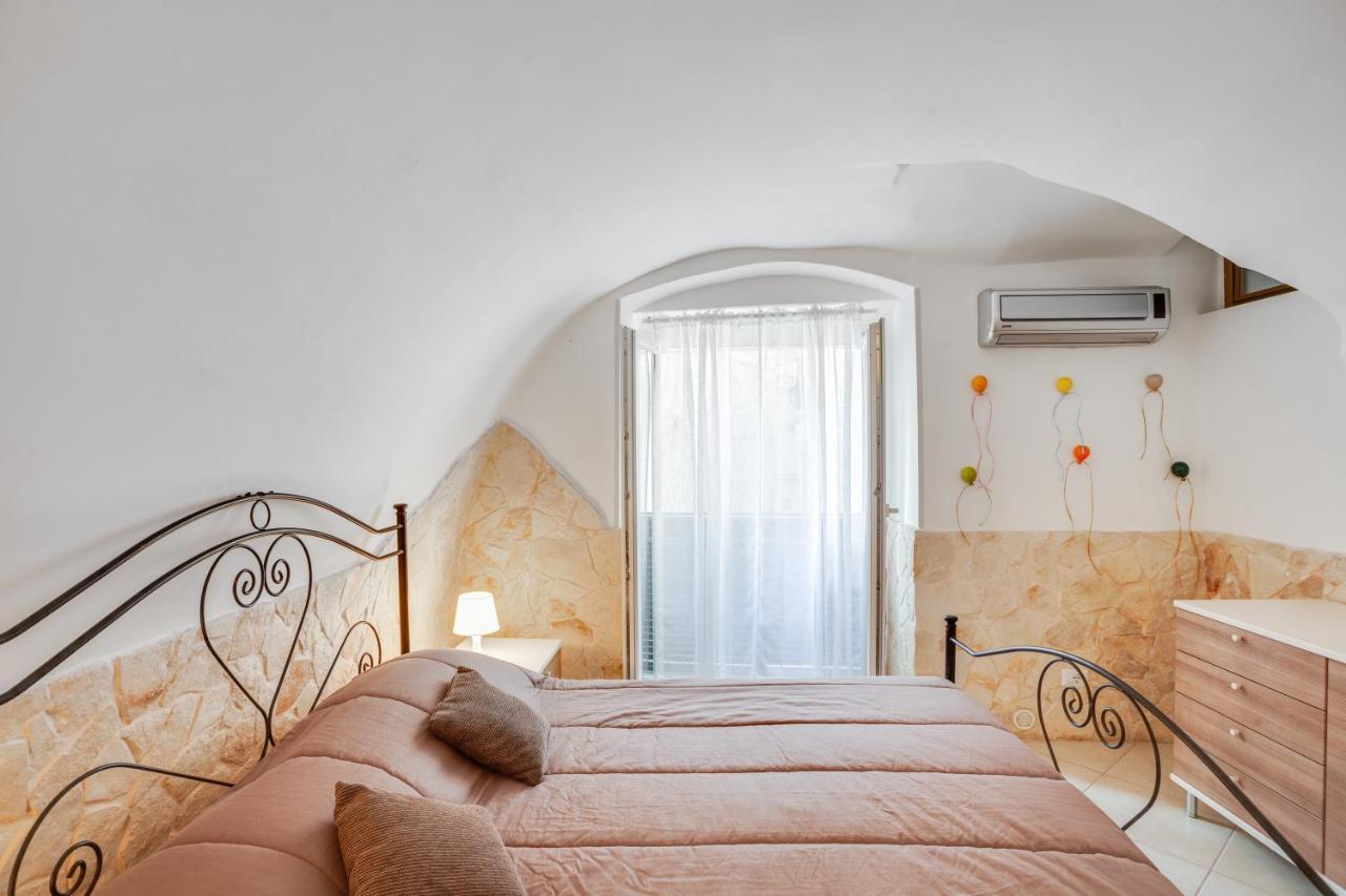 La Chicca Historic Center Beautiful Flat Monopoli Exterior foto