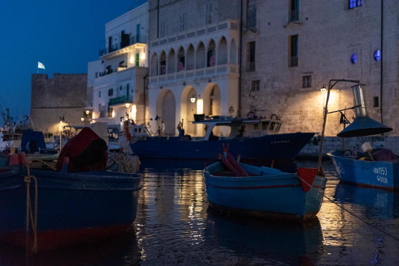 La Chicca Historic Center Beautiful Flat Monopoli Exterior foto