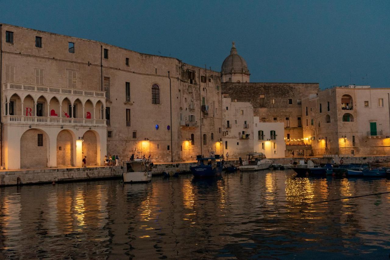 La Chicca Historic Center Beautiful Flat Monopoli Exterior foto